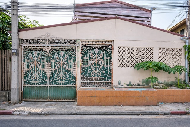 เสนานิคม1 ลาดพร้าววังหิน76-82 บ้าน 3นอน 2 น้ำ โกดังให้เช่า ใกล้ตลาดโชคชัย 4 800 ม.  67ตร.ว. 260ตร.ม. เดอะจัสวังหิน 1.4 กม. MRT ลาดพร้าว